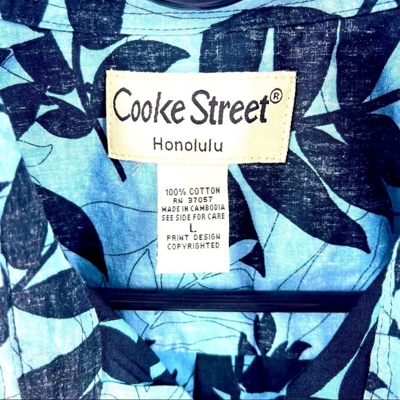 Cooke Street Honolulu Hawaiian ShortSleeve Shirt - Picture 4 of 5